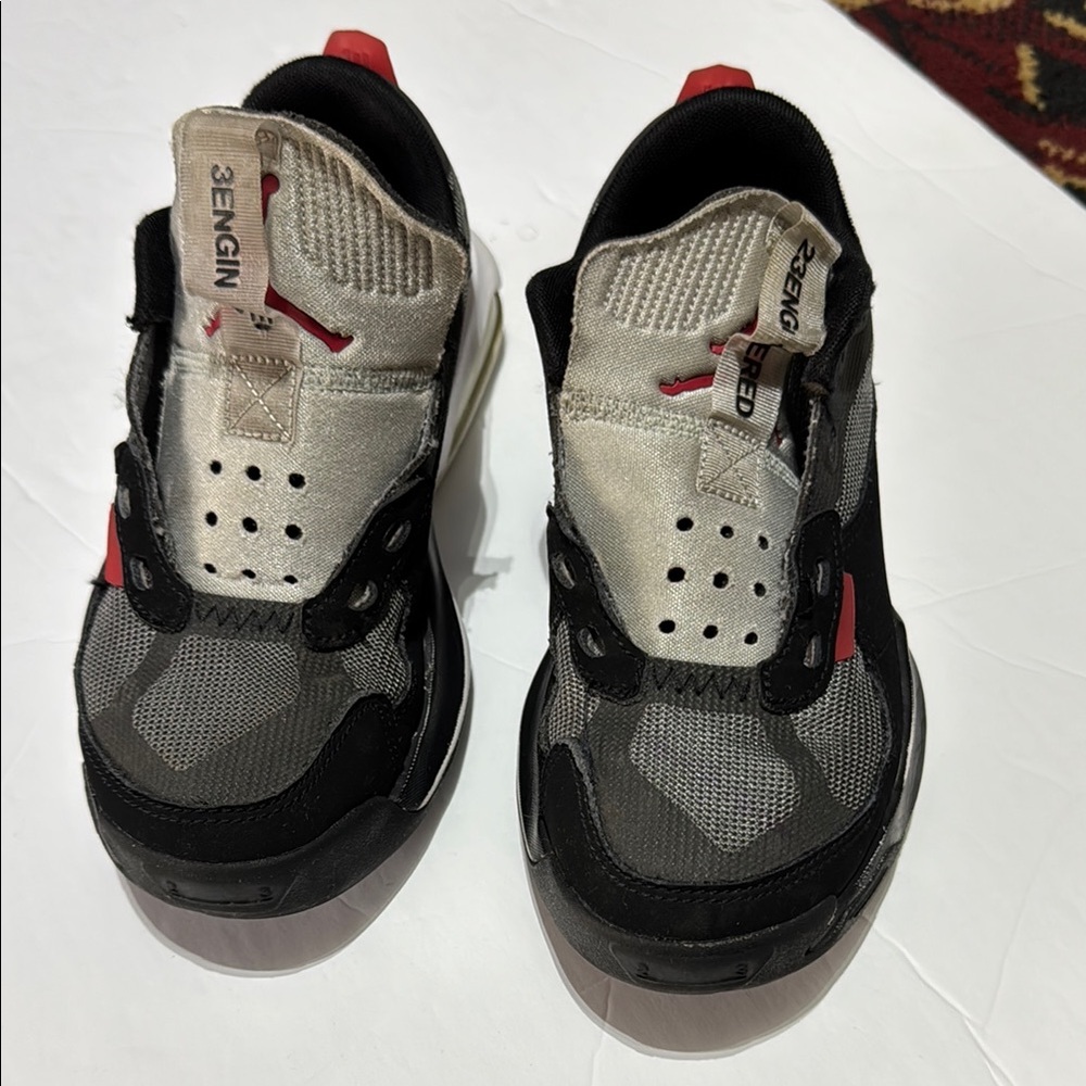 Boys Jordan Black and Gray Athletic Shoes - Picture 5 of 8